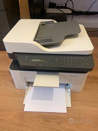 Stampante HP LaserJet MFP 137fnw
