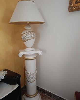 colonna con lume 