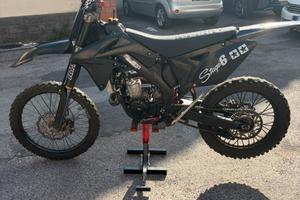 Suzuki valenti rme 50