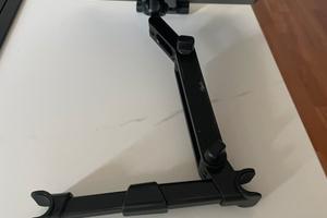 Supporto tablet per auto