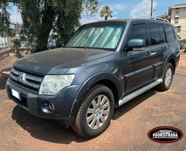 Mitsubishi Pajero 3.2 DI-D 16V aut. 5p. Instyle DP