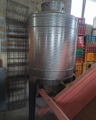 cisterna inox con piedi