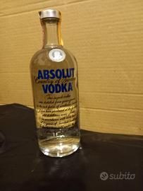 Disponibile Vodka Absolut Clear 