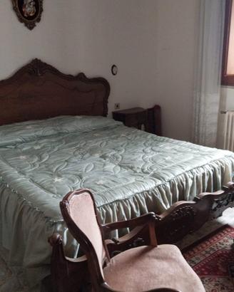 Camera da letto completa vintage 