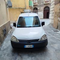  furgonetta Opel combo 1.3 CDTI