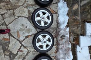 Set 4 Cerchi in Lega 15" AVUS + Gomme Invernali