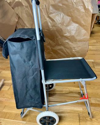 2 Carrelli con ruote, zaino e sedia incorporata