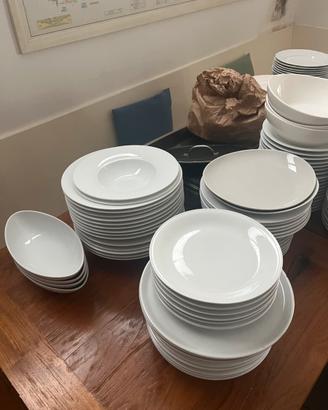 Stock di piatti