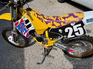 Suzuki rm 125