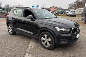 VOLVO XC40 D3