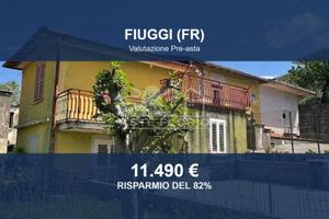 Immobile in asta di 132 m² con più di 5 locali a F