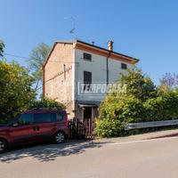 RIF:C267 CASA INDIPENDENTE DA RISTRUTTURARE CON AM