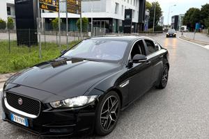 Jaguar xe motore Rotto