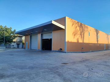 Immobile di 640 m² a Volla