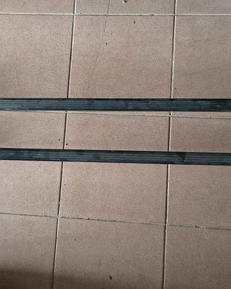 Barre tetto portapacchi universali per auto e suv