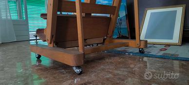 Cavalletto da studio per pittura