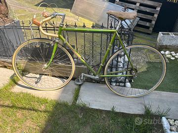 Bicicletta da corsa vintage olympia