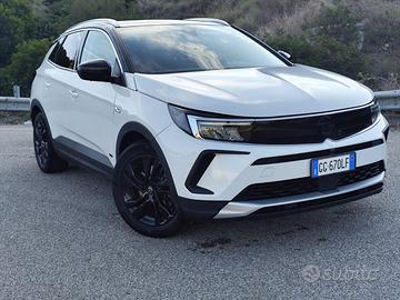 Opel grandaland x Hybrid plug-in ULTIMATE 180CV