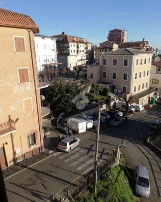 3 LOCALI A BELLEGRA