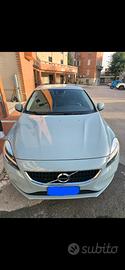 Volvo V40 D2 momentum