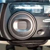 Samsung 760i con astuccio, macchina fotografica