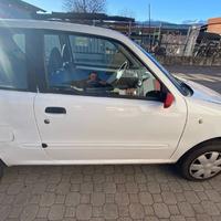 PORTA DESTRA PER FIAT 600 ANNO 2000