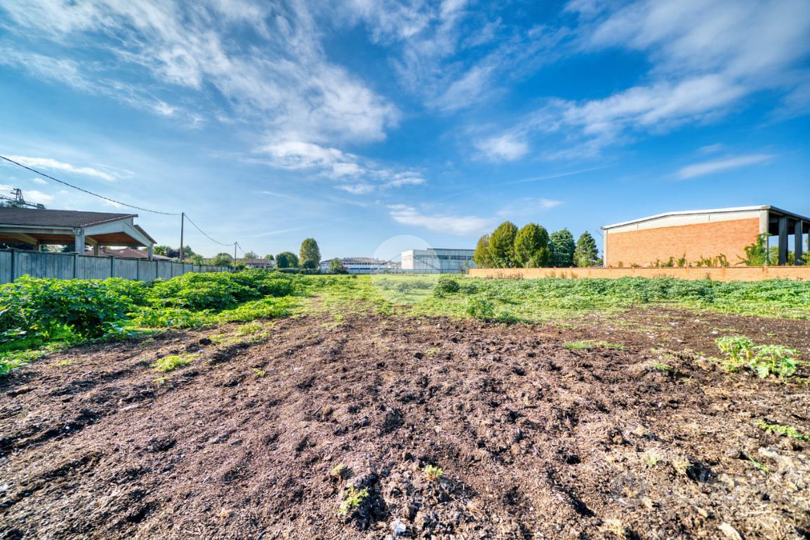 TERRENO A COLLEGNO - Vista 4