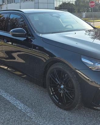 BMW 520d Touring MSport Full - GaranziaBMW 06.2029
