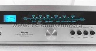 SINTONIZZATORE NIKKO FAM – 220 "VINTAGE D'AUTORE"