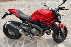 Ducati Monster 821