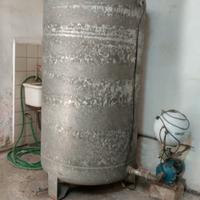 Cisterna acqua 2000lt con autoclave 