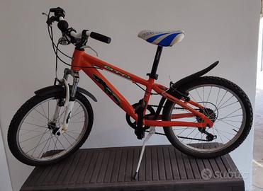 Bici da bambino color arancione/rosso