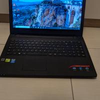 Lenovo Ideapad i3 4gb RAM 256 SSD schermo 15,6