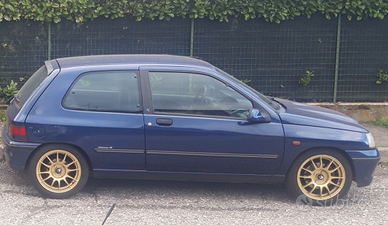 Clio 1800 16v del1991