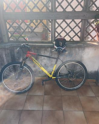 MTB Scrapper 26- Freni a disco-+ casco oneal
