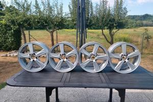 cerchi il lega 16" Volvo