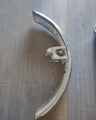 PARAFANGO ANTERIORE HONDA FOUR 500