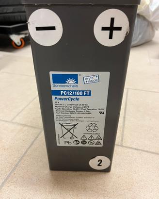 Batteria Sonnschein PC12V/180FT a 12V da 2 kW