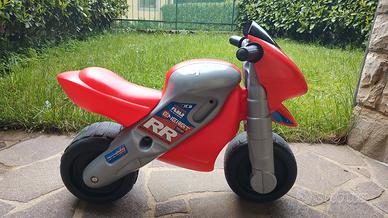 Moto cavalcabile per bambini