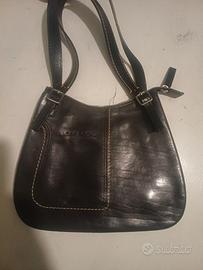 Borsa a Spalla Sisley in Pelle Nera Stile Vintage