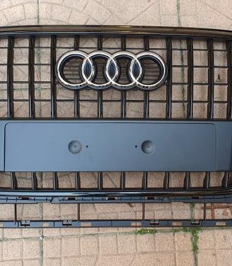 Calandra Originale Audi Q5 S-Line 8R Nuova Lift