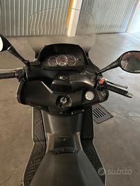 Kymco 500i
