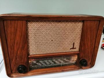 Radio Paillard 4308 vintage