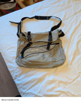 borsa a tracolla Invicta 