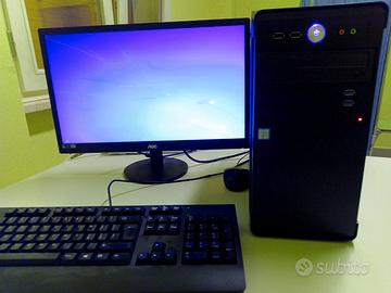 Computer , PC desktop, completo.