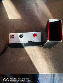 Macchina fotografica kodak Instamatic 200