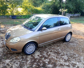 Lancia y 1.2 benzina