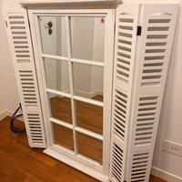 Finestra vetro legno bianco