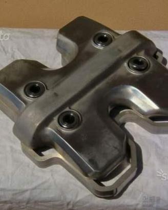 Honda VF750c RC28 1987-88 Coperchio testata post