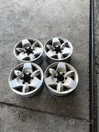 Cerchi in lega Terrano in lega da 16"